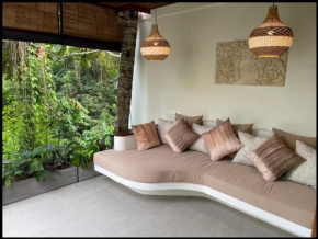 Newer Luxe Villa C, Private Pool, Jungle Views
